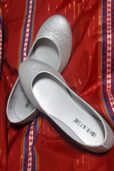 Flats shopping at Payless Megamall ANG KALADKARIN